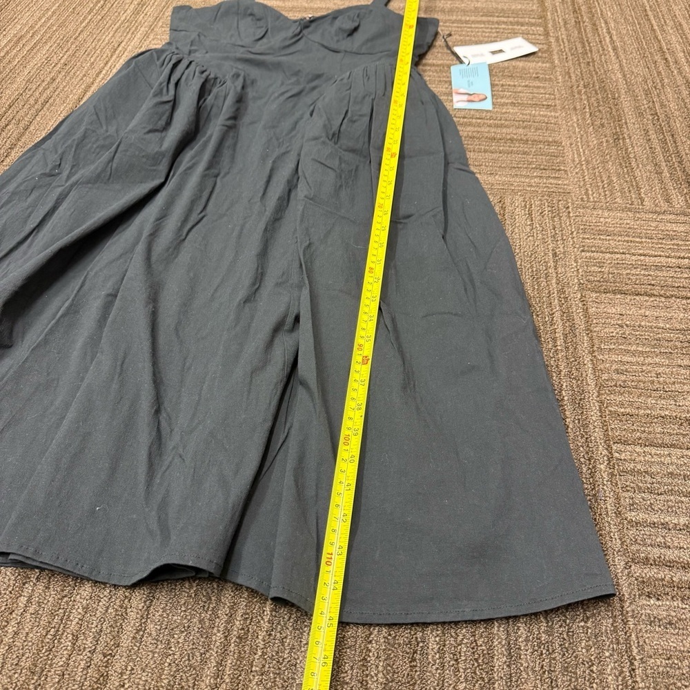 Future Collective Chic Black Structured Midi Dress with Pockets - Picture 8 of 11